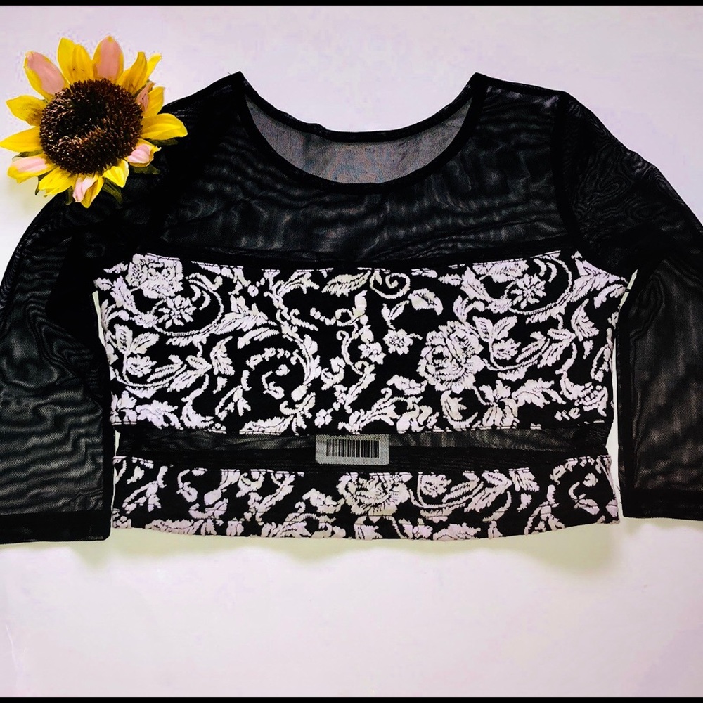 Sparkle & Fade Crop Top 🌻